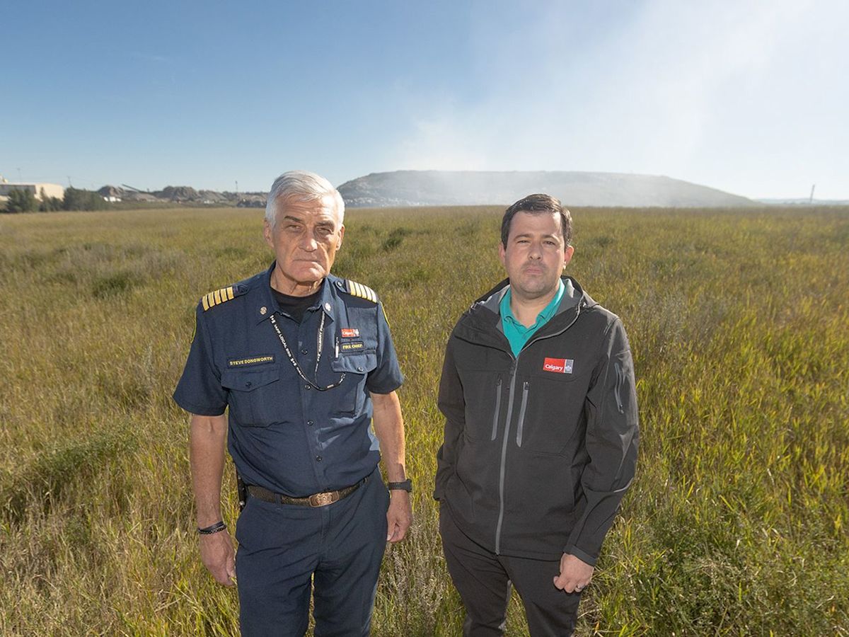 Ecco Recycling landfill fire 'could last weeks or even months,' says Calgary fire chief