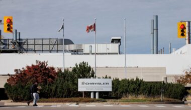 Ford, Joly call on Stellantis to make new model at Brampton plant after automaker signals potential sale