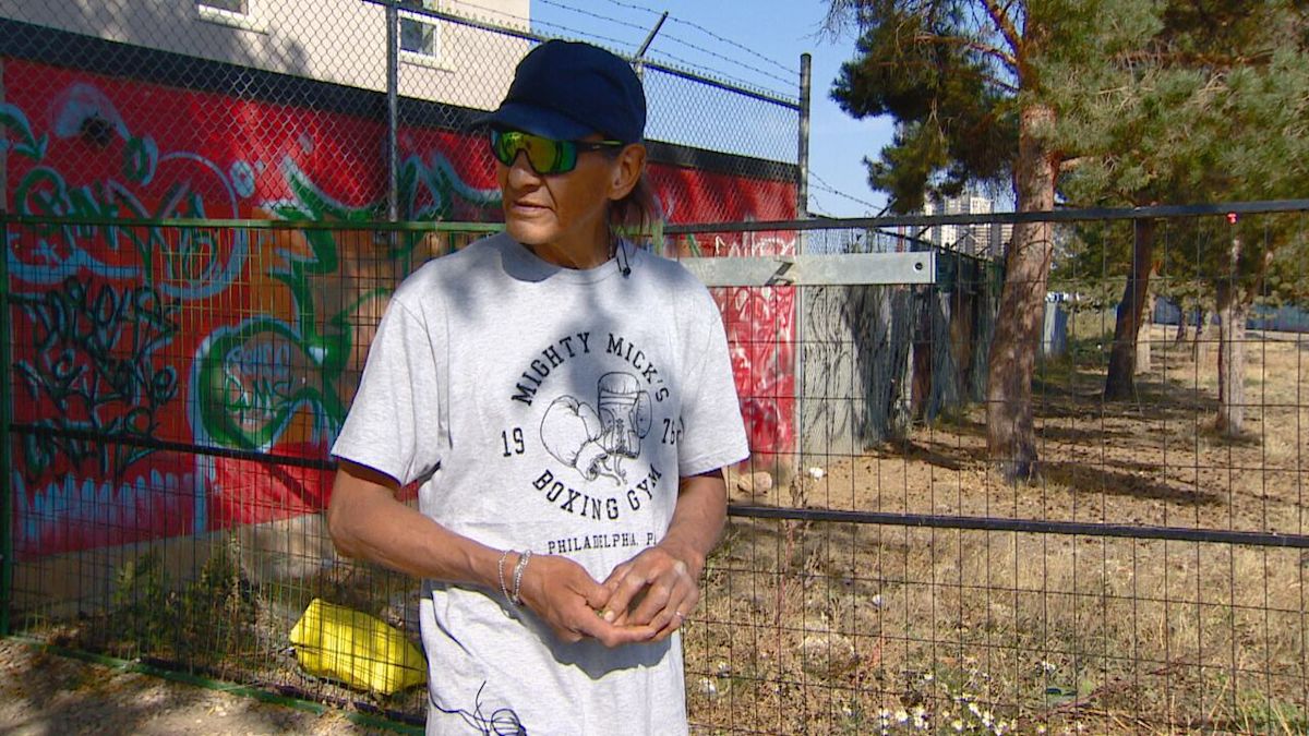 Edmonton Police Service asks court to order homeless man to pay $8,400 before proceeding with lawsuit