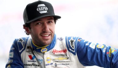 Chase Elliott reacts as NASCAR brings back traditional Chase format for 2026 Cup Series title