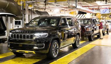 Canada Paid Stellantis $222 Million To Save A Jeep Plant. The Jeep Went To Illinois Anyway