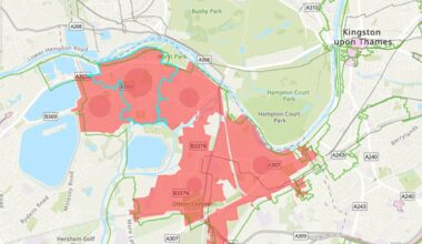 Thousands of homes without water in London and Surrey after major pipe bursts