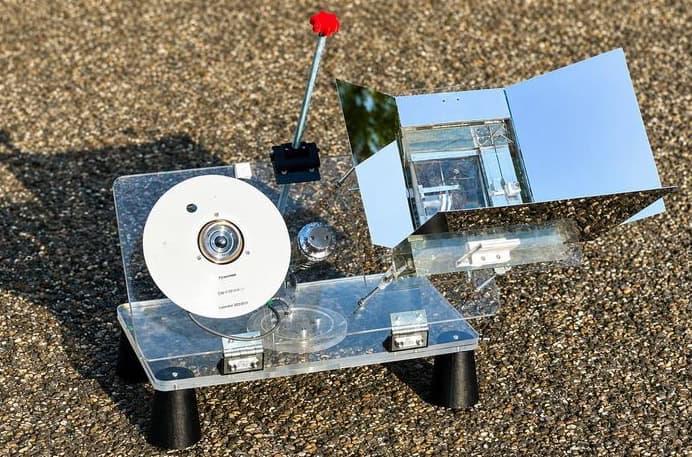 A hybrid energy system for heating, cooling and generating electricity – Physics World