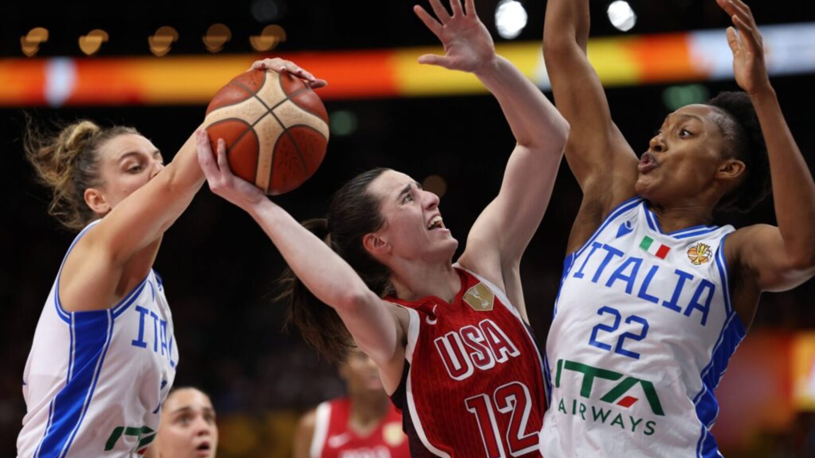 WNBA analyst calls out officials over missed foul on Caitlin Clark