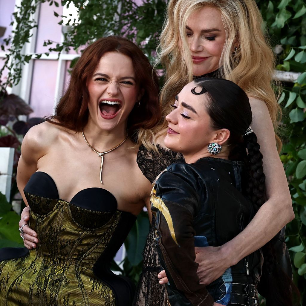 Joey King, Maisie Williams and Nicole Kidman at the "Practical Magic 2" premiere
