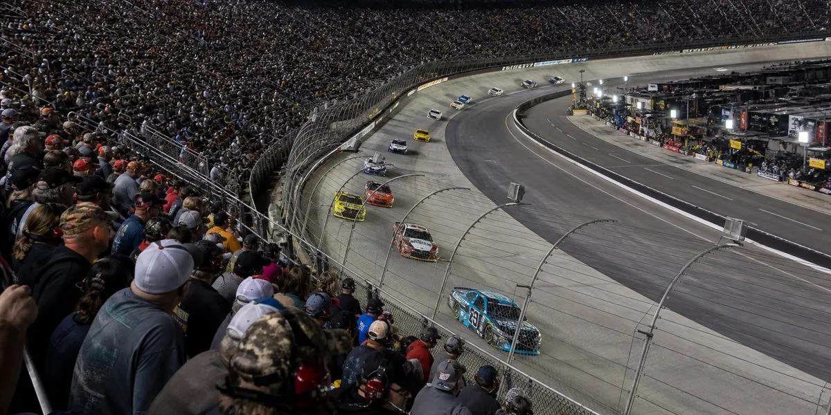 Driver Joey Logano wins NASCAR night race in Bristol — TimesLIVE