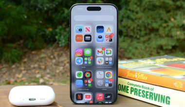 Apple Increases Older iPhone Prices By $100