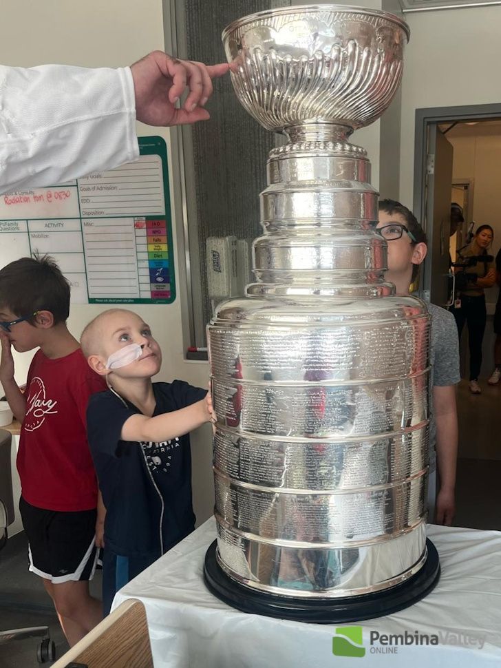 Maverick with the Stanley Cup