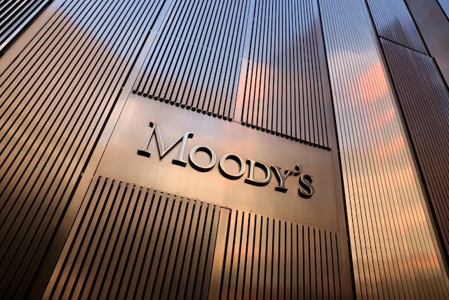 Moodys.r