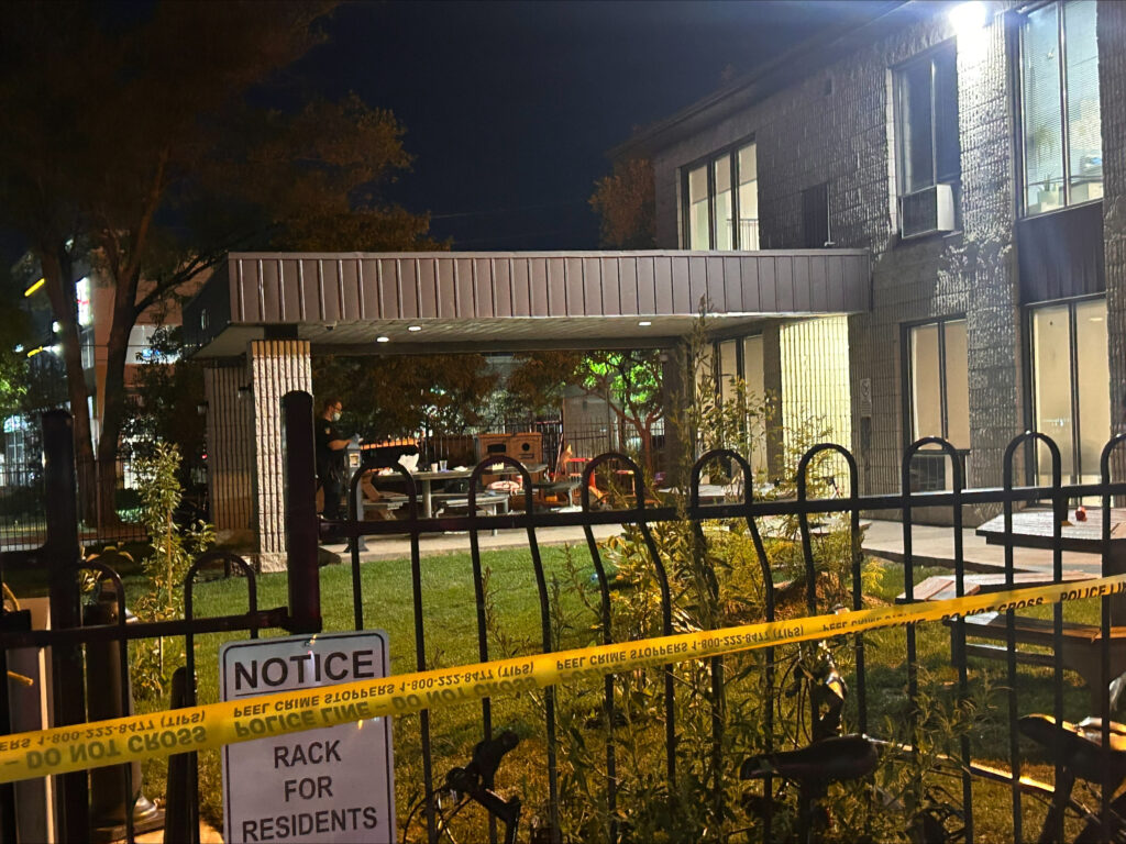 Man critically injured in Mississauga stabbing