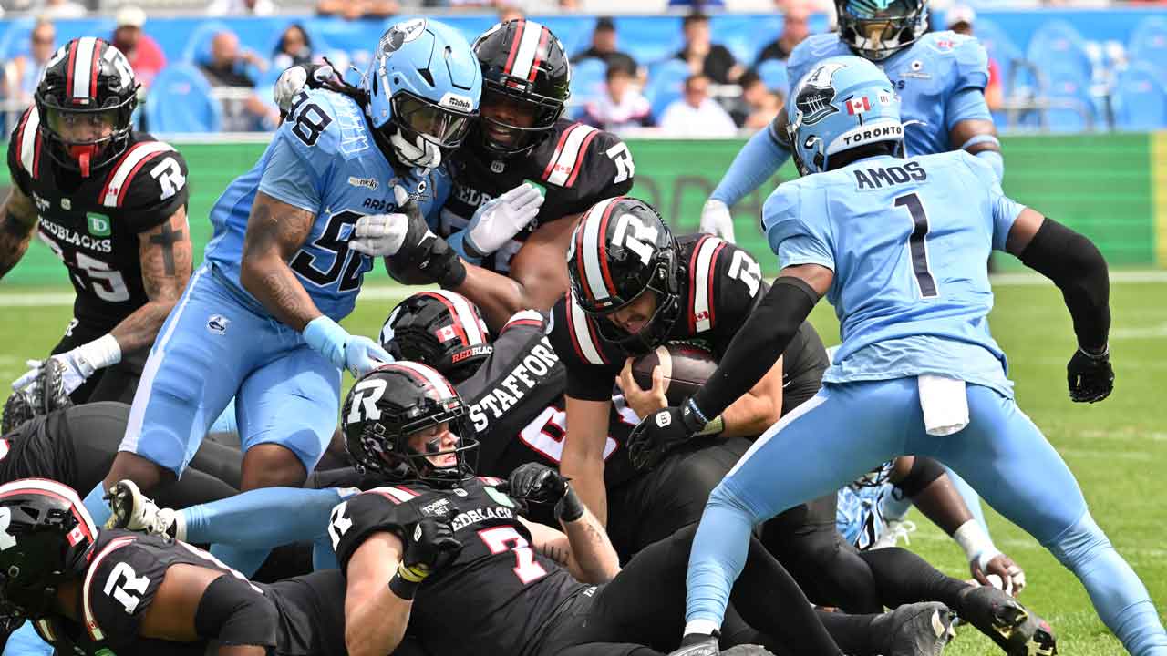 Redblacks get boost from quarterback change but winless skid continues