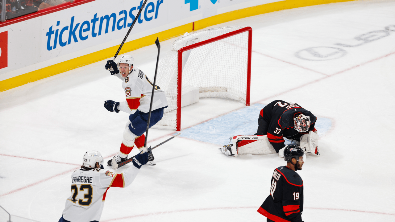 Bussi laments allowing 'bad goal' in Hurricanes' opening OT loss