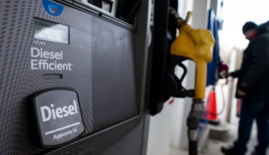 Trucking group warns rising diesel costs are squeezing small carriers