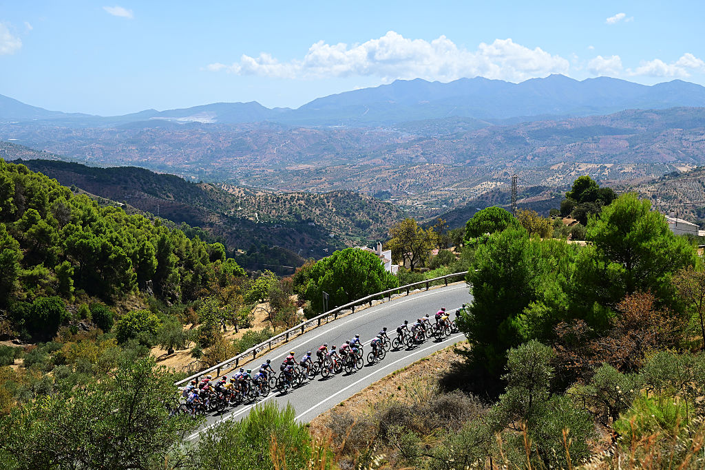 ESTEPONA​, SPAIN - SEPTEMBER 11: A general view of the peloton compete climbing to the Puerto de las Abejas (823m) during the La Vuelta - 81st Tour of Spain 2026, Stage 19 a 210.8km stage from Velez-Malaga to Penas Blancas. Estepona 1274m / #UCIWT / on September 11, 2026 in Estepona, Spain. (Photo by Tim de Waele/Getty Images)