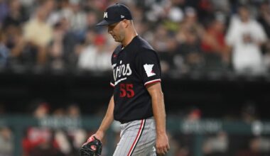 Twins fall short against White Sox in series opener