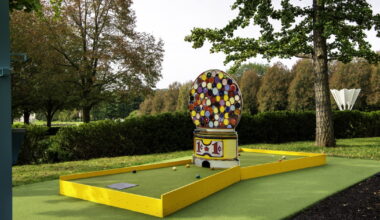 Kansas City's best mini golf courses, from fine art to dinosaurs | KCUR