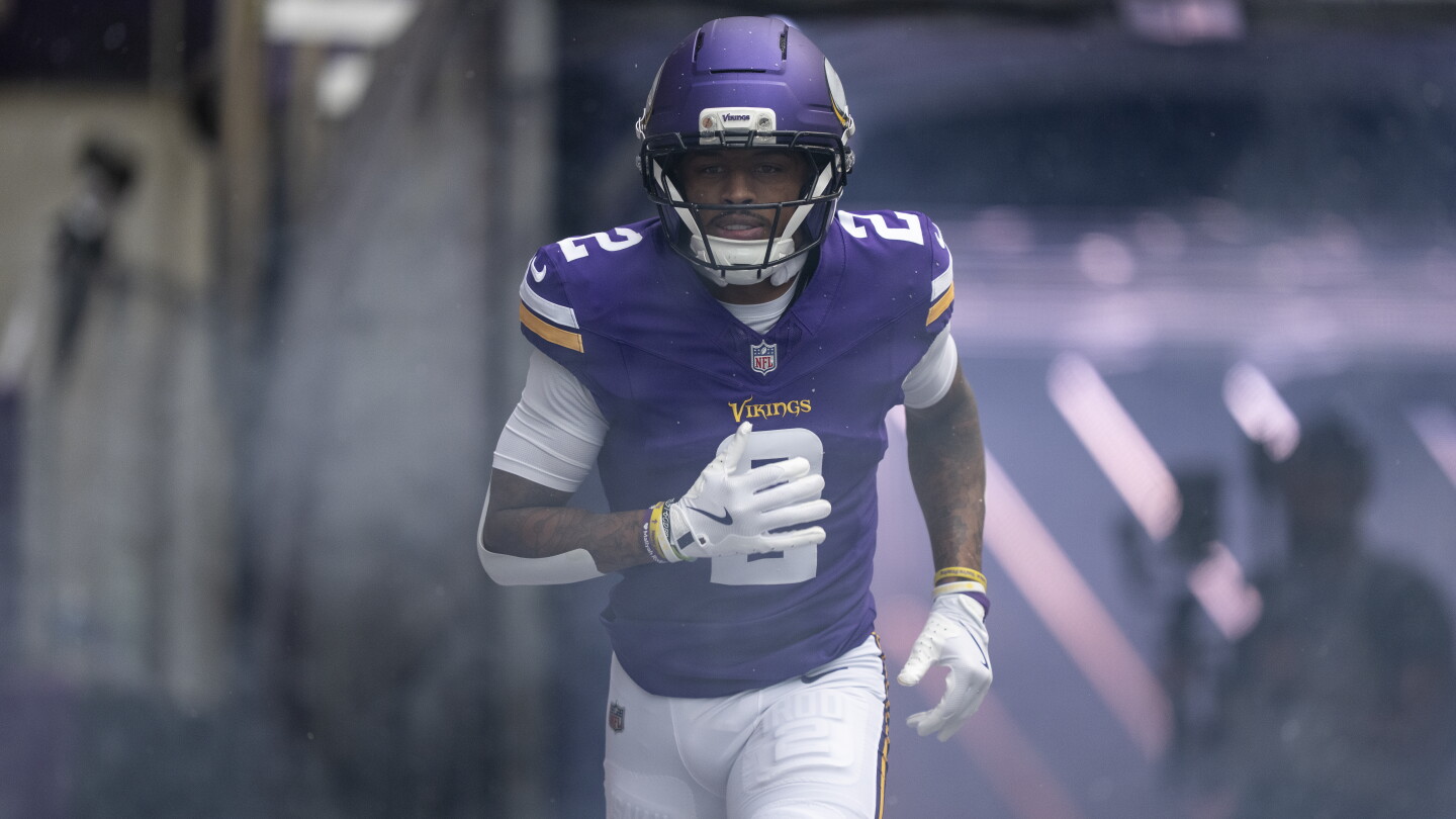Vikings convert CB Isaiah Rodgers's playing-time incentives into a signing bonus