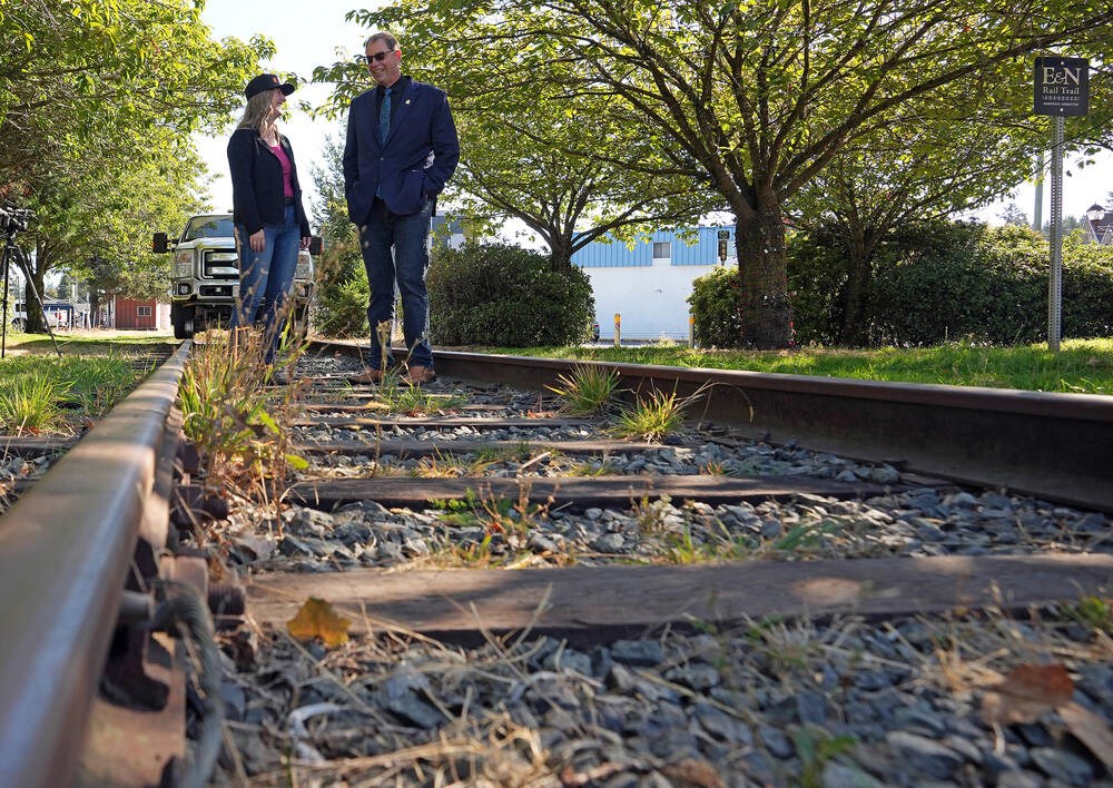Feds to fund feasibility studies for Vic West-Langford rail
