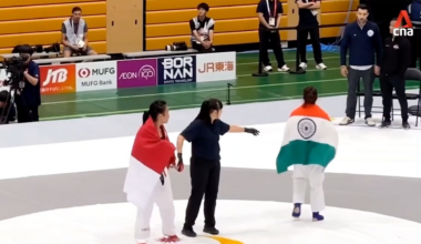 Indian MMA fighter refuses handshake after Asian Games ‘defeat’ | Mixed Martial Arts News