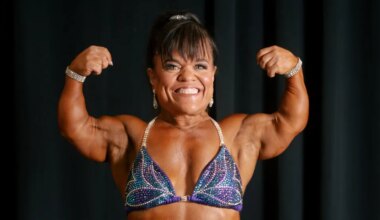 At 3-Foot-11, This Bodybuilder Competes Against Herself