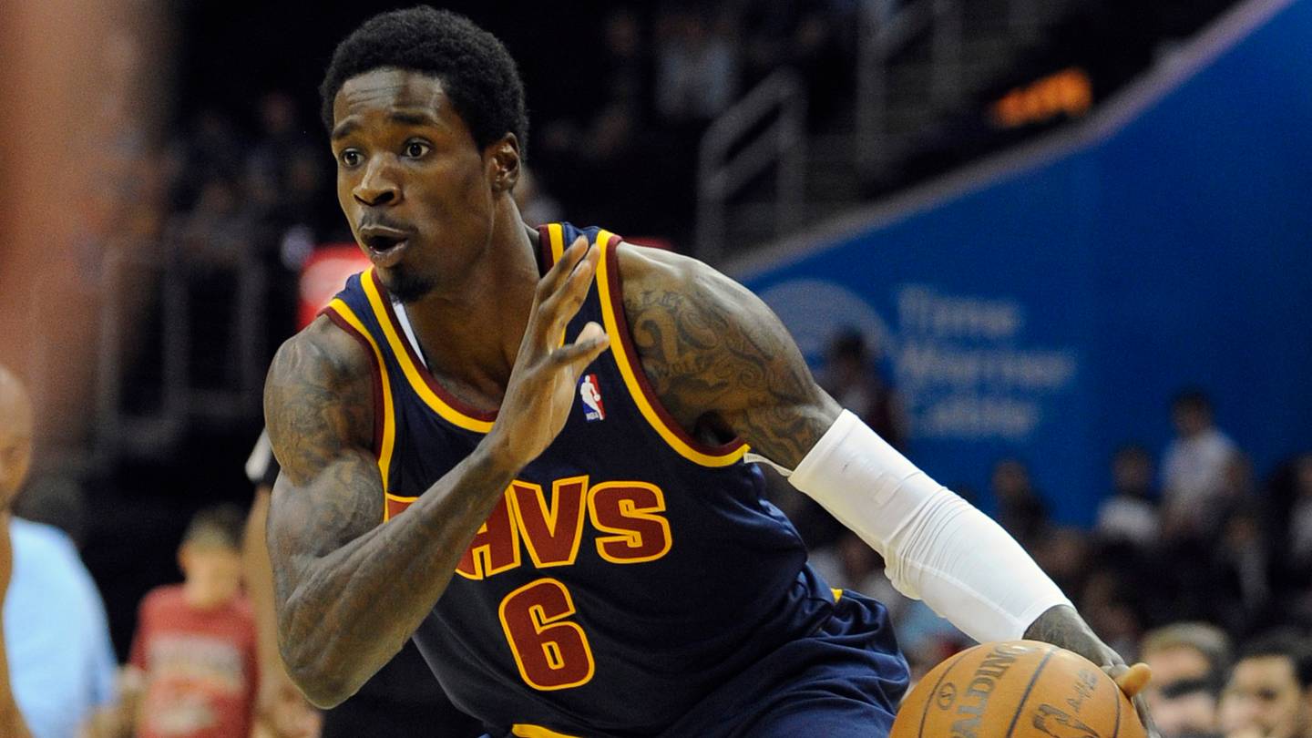 Counting Down the Cavs: Breaking Down the History of Number 6 in Cleveland