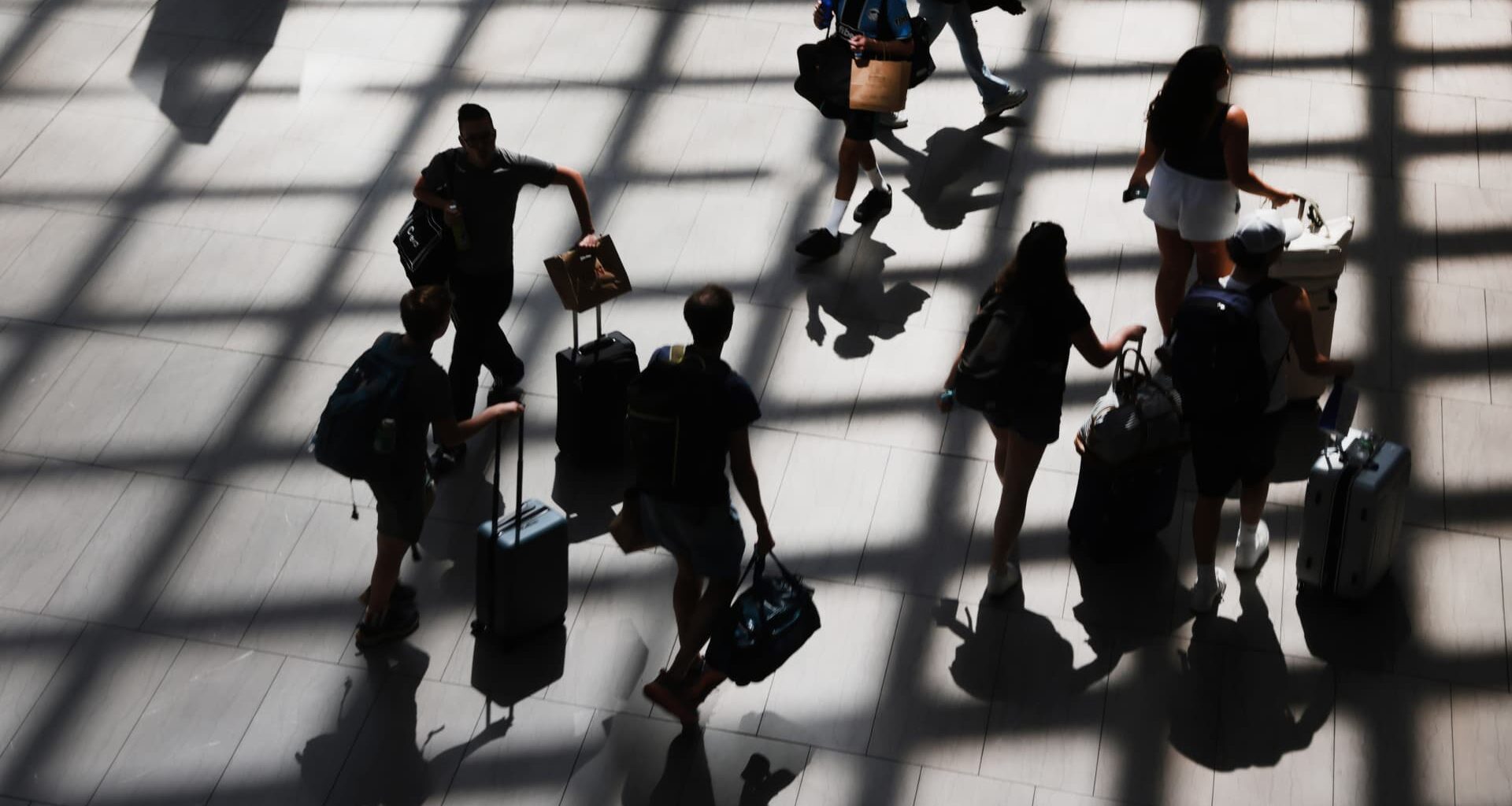 New AI wearables push the limits of privacy and wiretap laws
