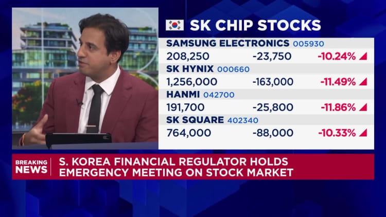 Kospi on track for weakest close since April as global AI sell-off deepens