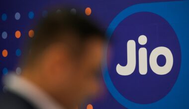 BlackRock, GIC chase Jio's IPO as anchor bids top $26 billion