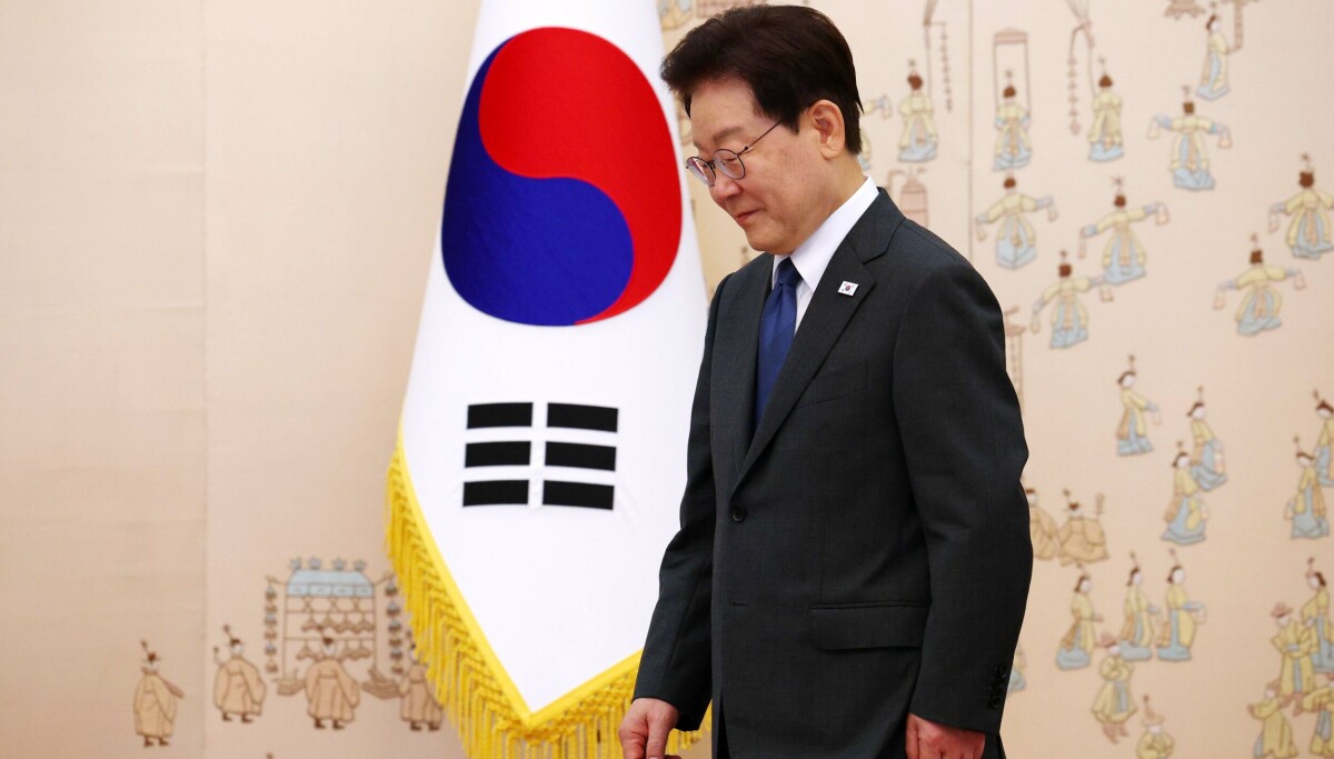 PPP steps up criticism of Lee's golf outing during Daegu supermarket ceiling collapse