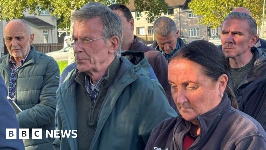 Noel Gallagher and Susan Sarandon among celebrities to sign Drumcree march letter - BBC