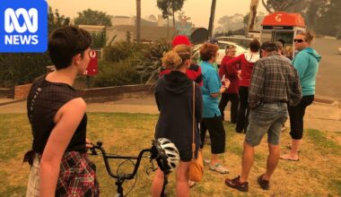 When a bushfire comes, what happens if the phones go dead?