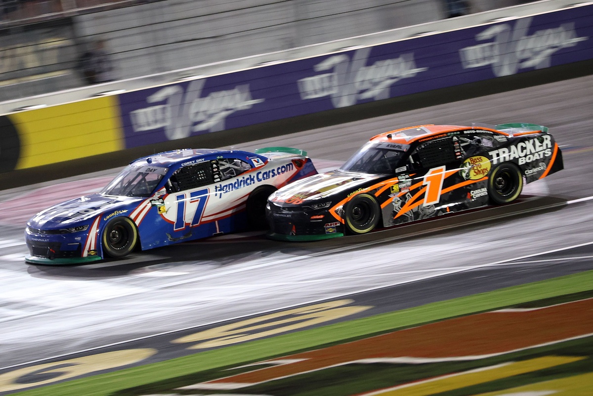 NASCAR O'Reilly Series Chase wide open after Las Vegas