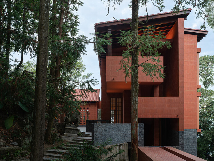 Qing Shui Meditation Retreat Center / RESP Studio - Image 4 of 45