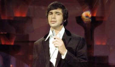 Engelbert Humperdinck recalls facing casting couch in music career