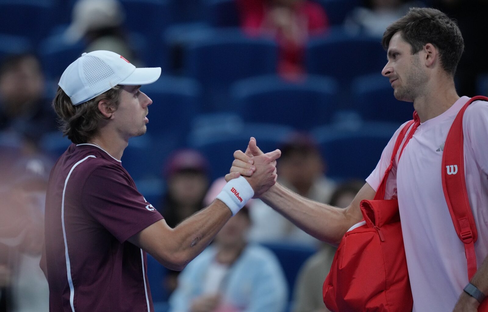 De Minaur reaches China Open final with Djokovic playing Medvedev next – Winnipeg Free Press