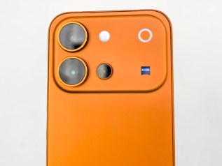 vivo V80