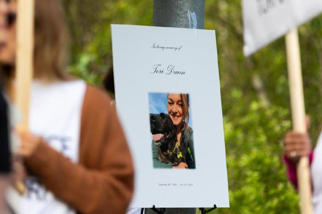 B.C. court hears about fatal attack on Surrey’s Tori Dunn