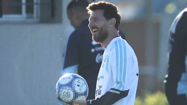 Lionel Messi prepares for his final match for Argentina