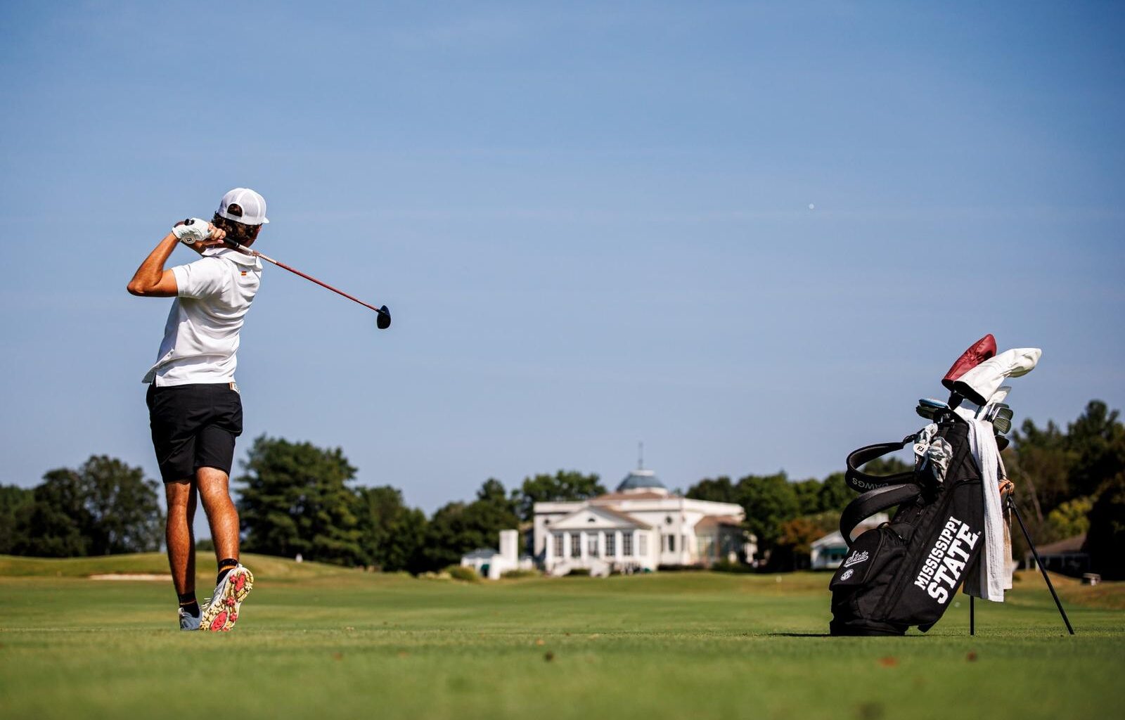 Men’s Golf Takes Second Place In Lexington