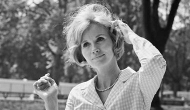 Eva Marie Saint, Oscar-winning On the Waterfront actor, dead at 102