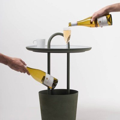 A Simple, Versatile, "Handy" Mobile Furniture Piece