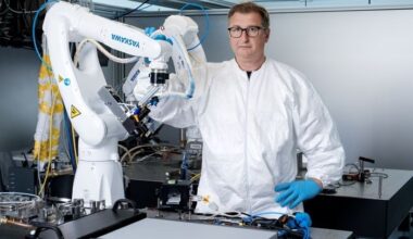 As femtosecond lasers find new medical uses, Lithuanian manufacturer bets on scale to meet demand
