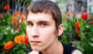 Get Swirly With This New Joseph Petzval Métamorphose Art Lens From Lomography