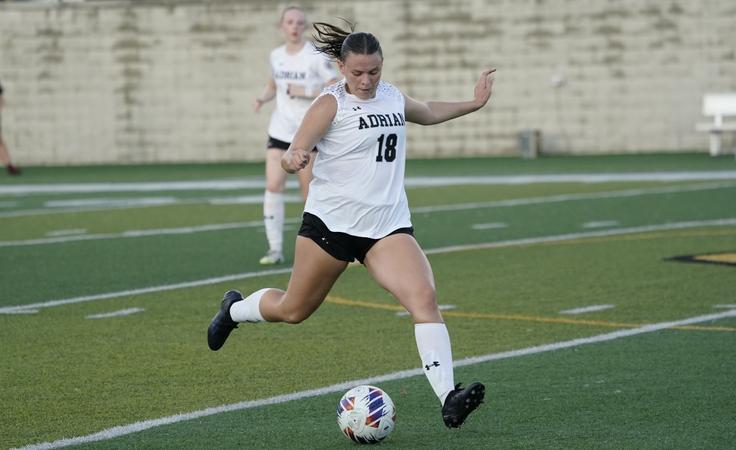 Women’s Soccer Battles Through Physical MIAA Matchup Against Trine