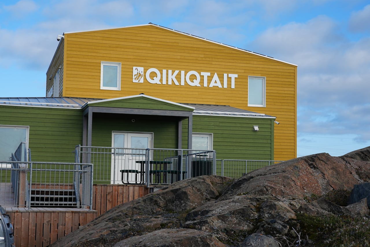 A building.