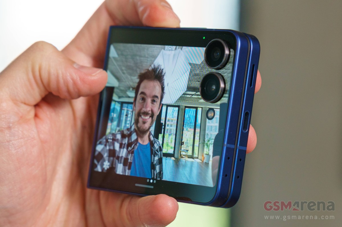 Amazon UK Prime Deals: the Galaxy Z Flip7 is £450 cheaper than the Z Flip8