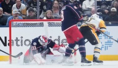 Blue Jackets goalie Cam Talbot breaks NHL record by winning with 9th team