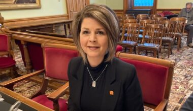 N.B. Power leaders face tough questions on rate hikes