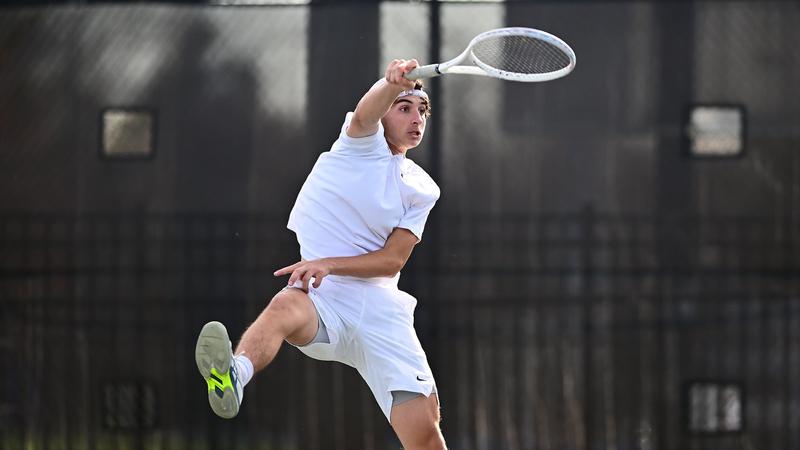 Men's Tennis Concludes Fall With 5-0 Win vs. PSU Berks