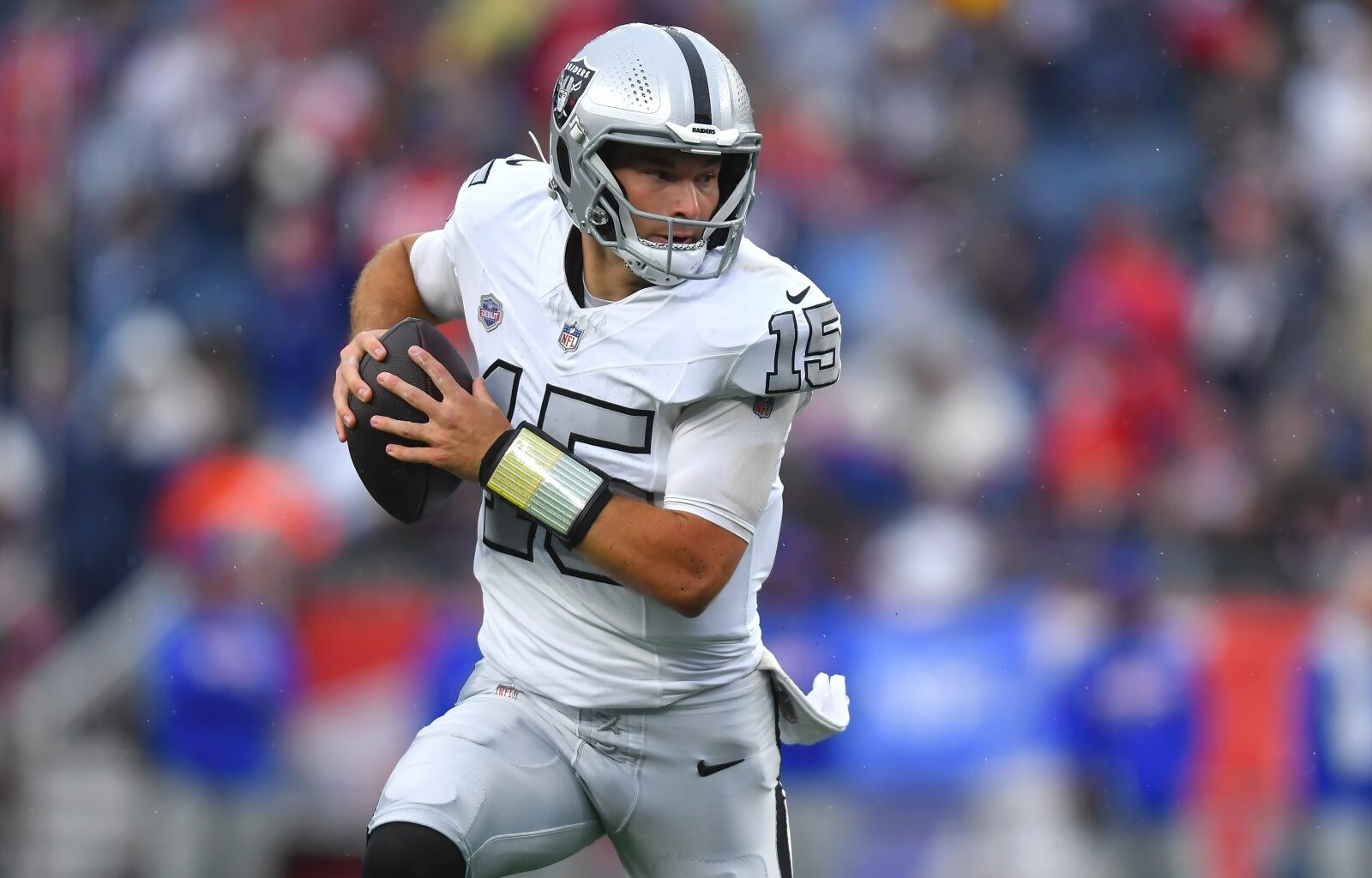 Fernando Mendoza makes NFL debut in Raiders’ blowout loss to Patriots – Winnipeg Free Press